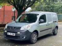 NISSAN NV250
