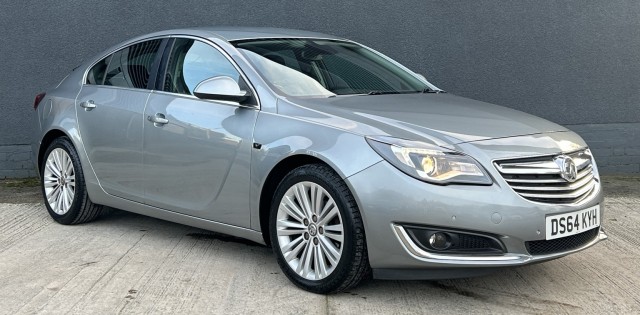 VAUXHALL INSIGNIA