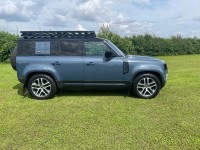 LAND ROVER DEFENDER 110