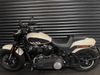 HARLEY-DAVIDSON Softail