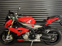BMW S1000R
