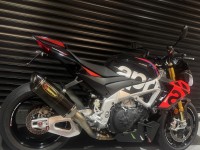 APRILIA Tuono 1100 V4