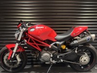 DUCATI MONSTER 796