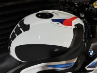 BMW S1000R