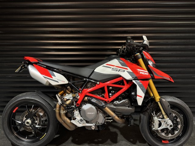 DUCATI Hypermotard