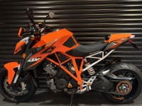 KTM 1290 SUPER DUKE R