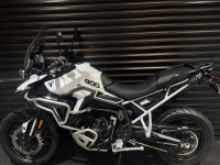 TRIUMPH TIGER 900