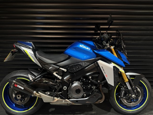 SUZUKI GSX-S1000