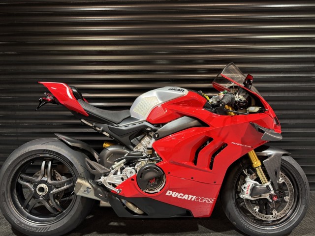 DUCATI PANIGALE V4R