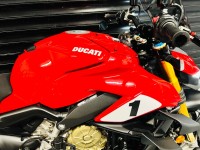 DUCATI STREETFIGHTER V4S
