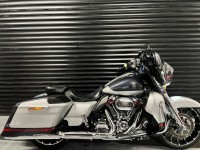HARLEY-DAVIDSON CVO