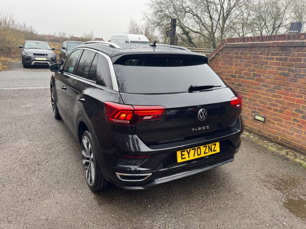 VOLKSWAGEN T-ROC