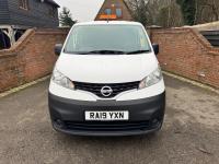 NISSAN NV200
