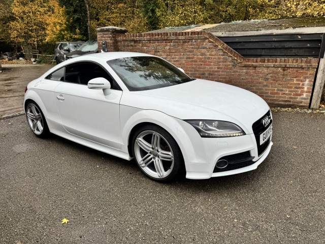 AUDI TT