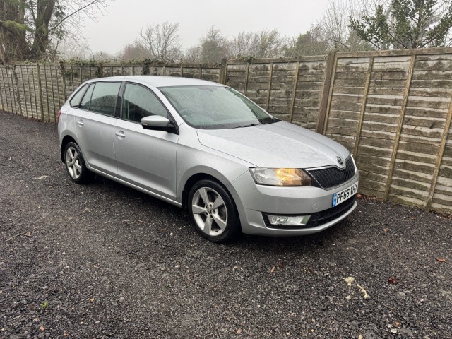 SKODA RAPID SPACEBACK