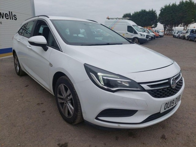 VAUXHALL ASTRA 1.6 CDTi BlueInjection Design Sports Tourer Euro 6 (s/s) 5dr (2019/19)