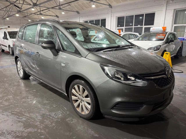 VAUXHALL ZAFIRA TOURER 1.6 CDTi ecoFLEX Design Euro 6 (s/s) 5dr (2017/17)