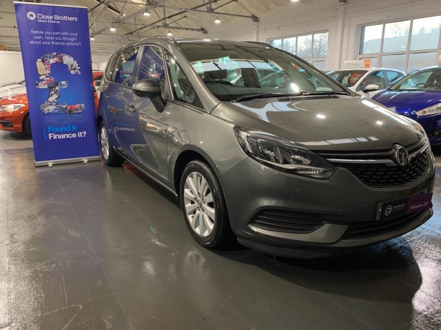 VAUXHALL ZAFIRA TOURER 1.6 CDTi ecoFLEX Design Euro 6 (s/s) 5dr (2017/17)