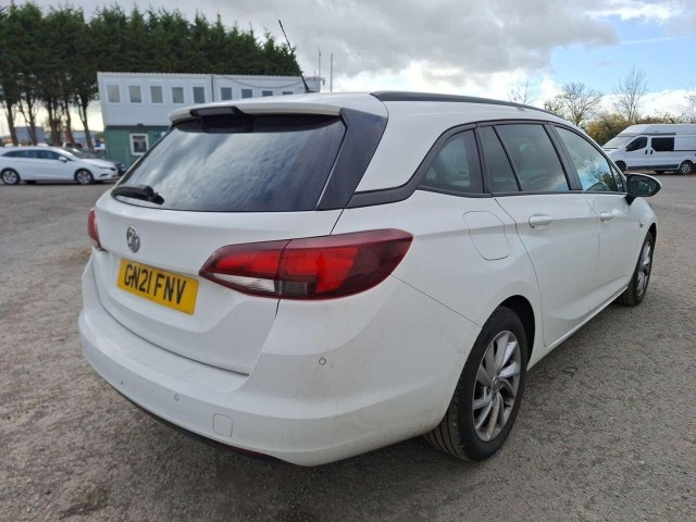 VAUXHALL ASTRA 1.5 Turbo D SE Sports Tourer Euro 6 (s/s) 5dr (2021/21)