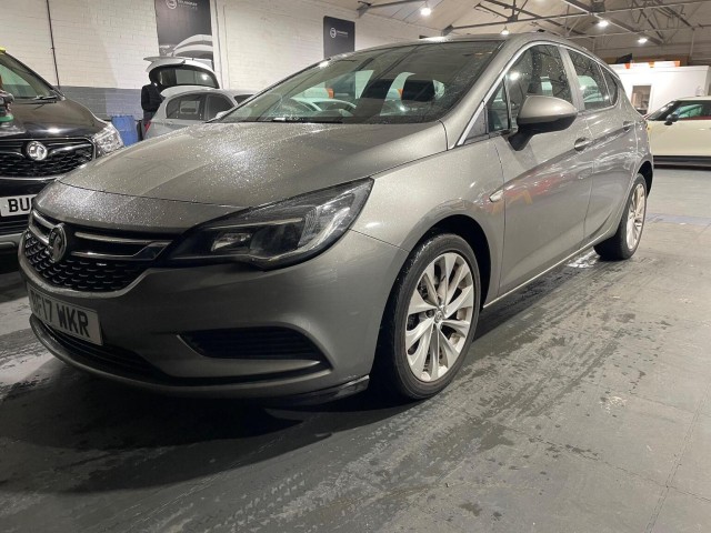 VAUXHALL ASTRA 1.6 CDTi BlueInjection Tech Line Auto Euro 6 5dr (2017/17)