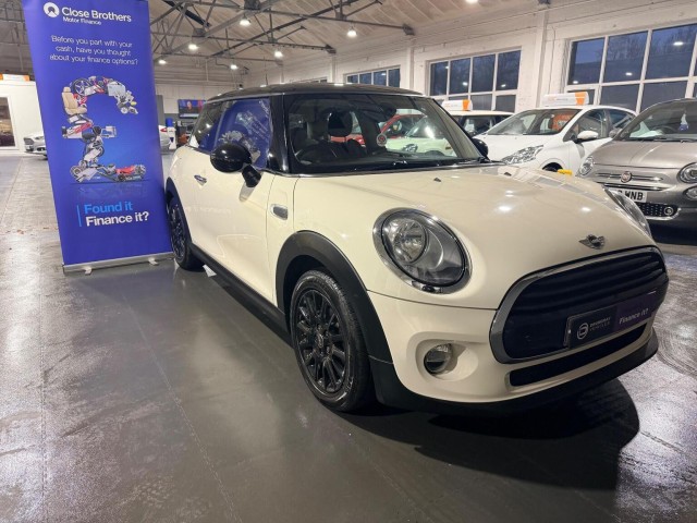 MINI HATCH 1.5 Cooper D Euro 6 (s/s) 3dr (2015/65)