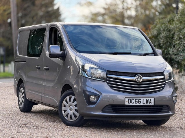 VAUXHALL VIVARO 1.6 CDTi 2900 BiTurbo Sportive Crew Van L1 H1 Euro 6 (s/s) 5dr (6 Seat) (2016/66)