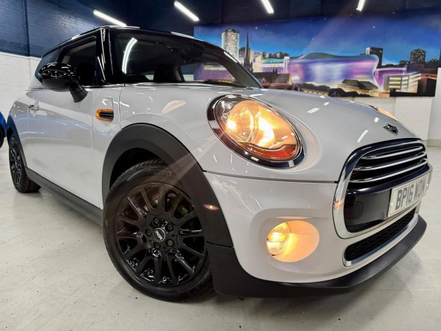 MINI HATCH 1.5 Cooper Euro 6 (s/s) 3dr (2016/16)
