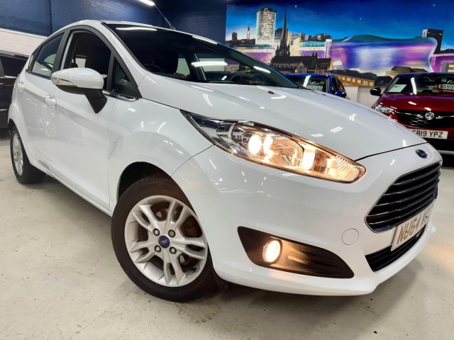 FORD FIESTA 1.0T EcoBoost Zetec Euro 5 (s/s) 5dr (2014/64)