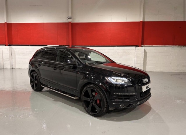 AUDI Q7 3.0 TDI V6 S line Style Edition (2015)