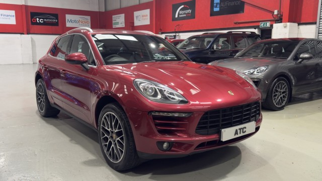 PORSCHE MACAN 2.0 T (2015)