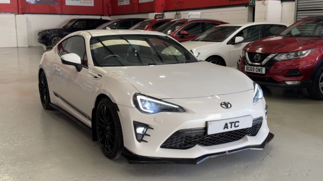 TOYOTA GT86 2.0 Boxer D-4S Pro (2018)
