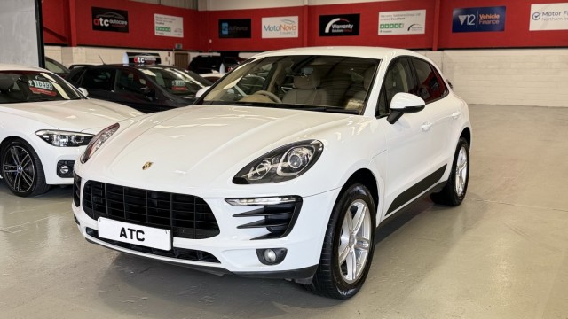 PORSCHE MACAN 2.0 T (2015)