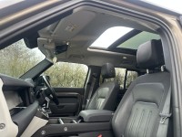 LAND ROVER DEFENDER 110