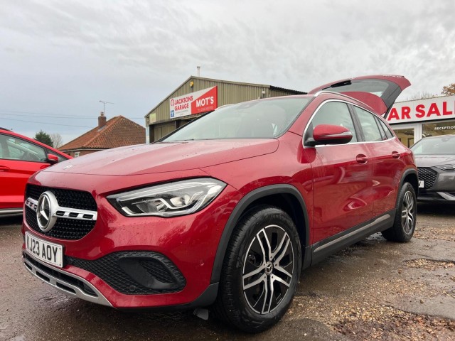 MERCEDES-BENZ GLA CLASS