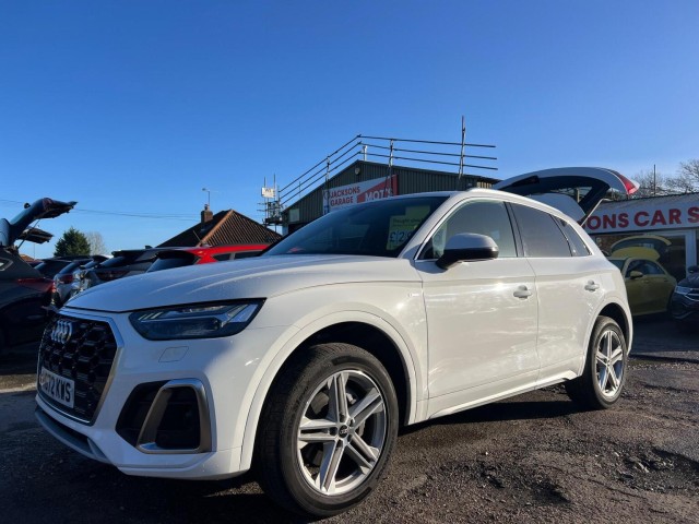 AUDI Q5