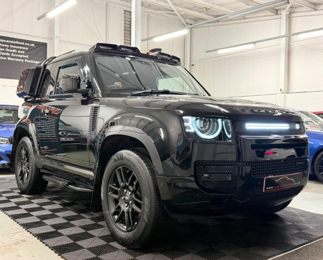LAND ROVER DEFENDER 90