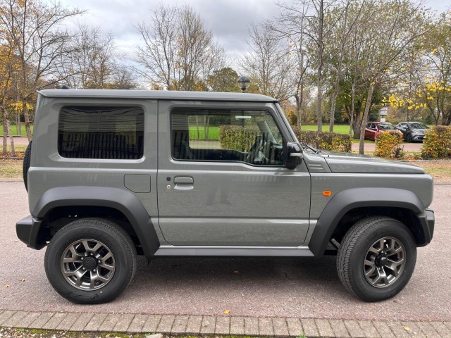 SUZUKI JIMNY
