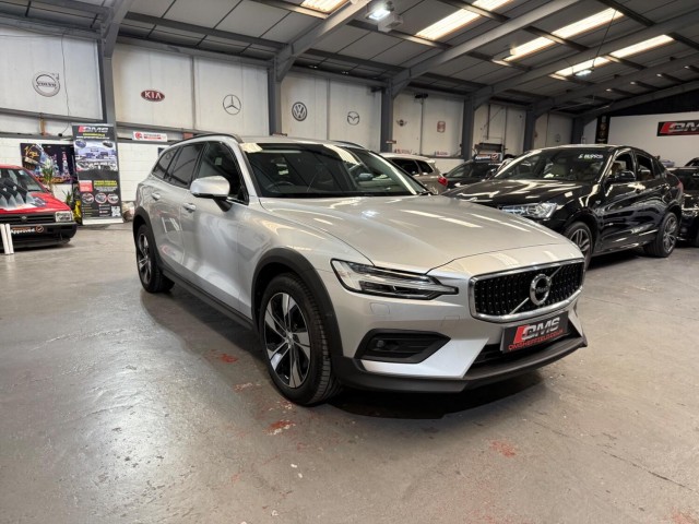 VOLVO V60 CROSS COUNTRY 2.0 Cross Country B4 AWD (197hp) Auto (2021/21)