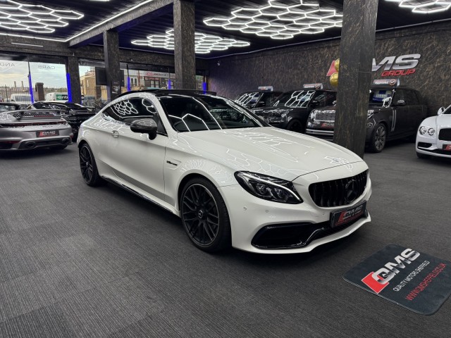 MERCEDES-BENZ C CLASS 4.0 C63 V8 BiTurbo AMG (2016/66)