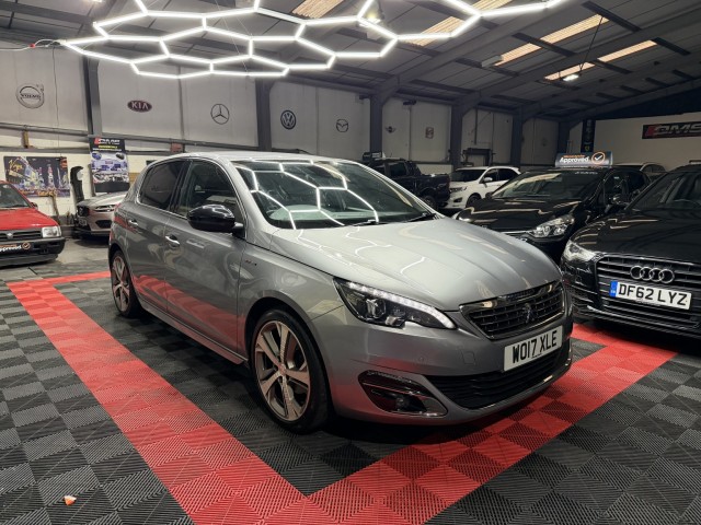 PEUGEOT 308 1.2 PureTech GT Line (2017/17)