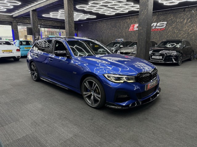 BMW 3 SERIES 2.0 330e M Sport Touring (2022/71)