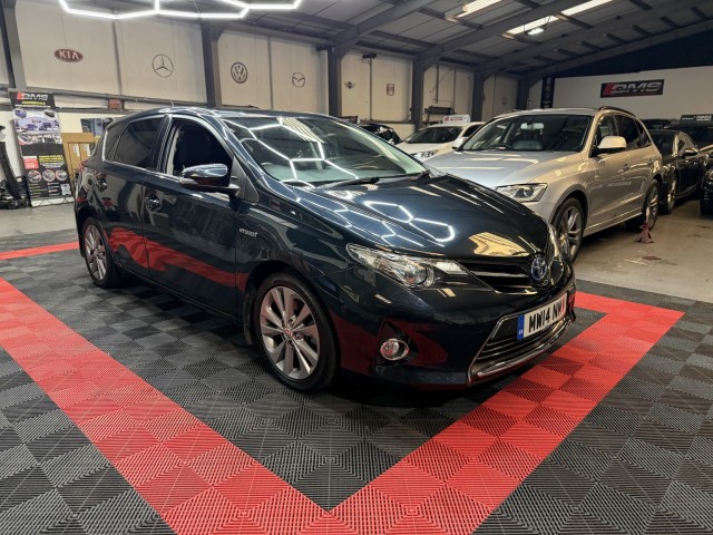 TOYOTA AURIS 1.8 VVT-h Excel (2014/14)