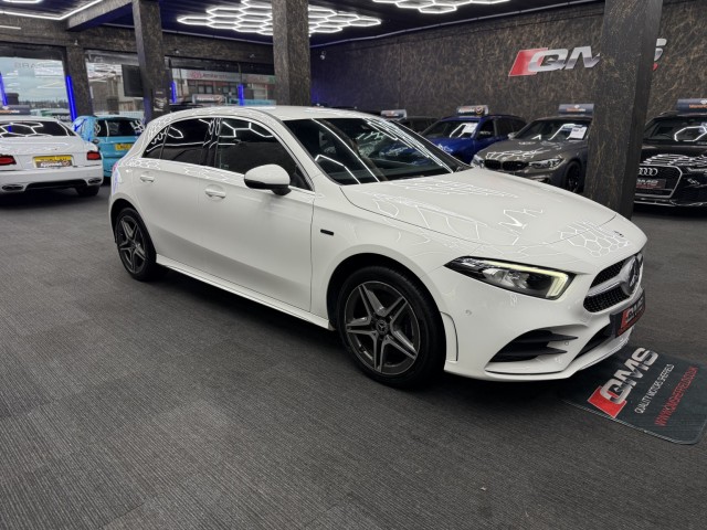 MERCEDES-BENZ A CLASS 1.3 A250e 15.6kWh AMG Line (2020/70)