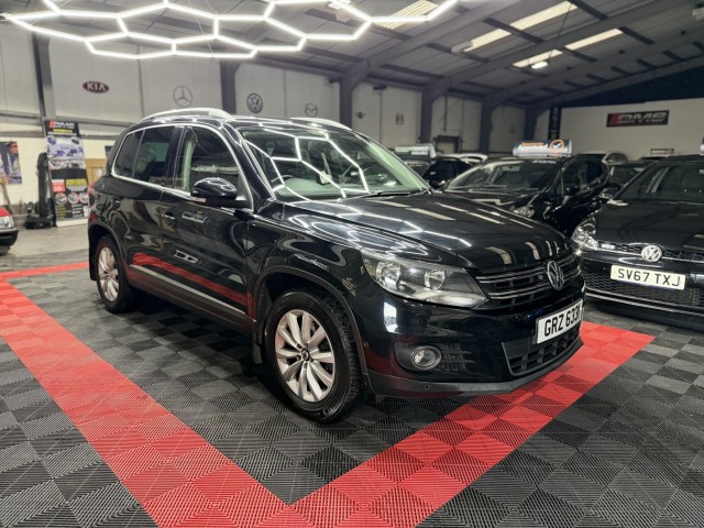 VOLKSWAGEN TIGUAN 2.0 TDI BlueMotion Tech Match (2013/63)