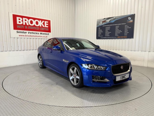 JAGUAR XE