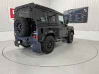 LAND ROVER DEFENDER 90