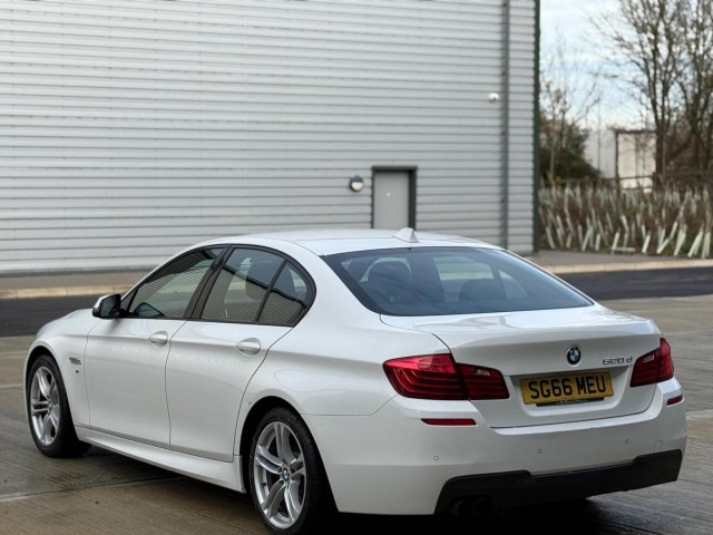 BMW 5 SERIES