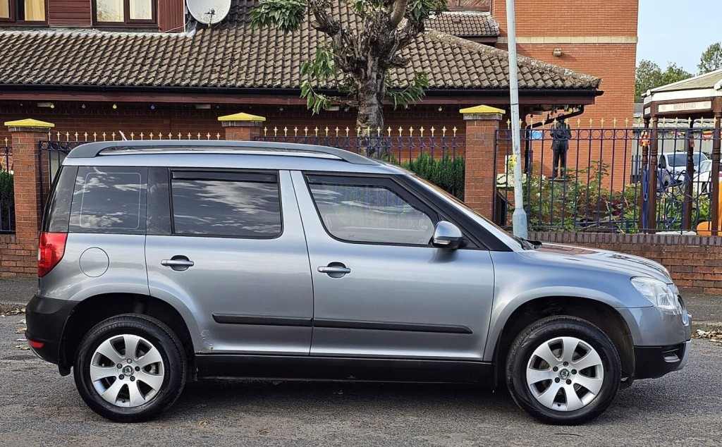 SKODA YETI