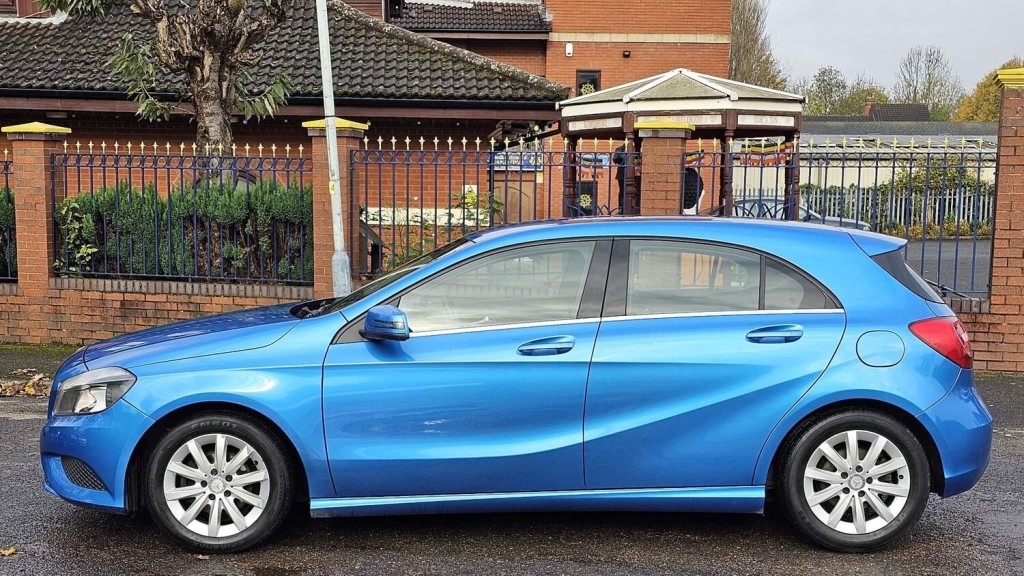 MERCEDES-BENZ A CLASS