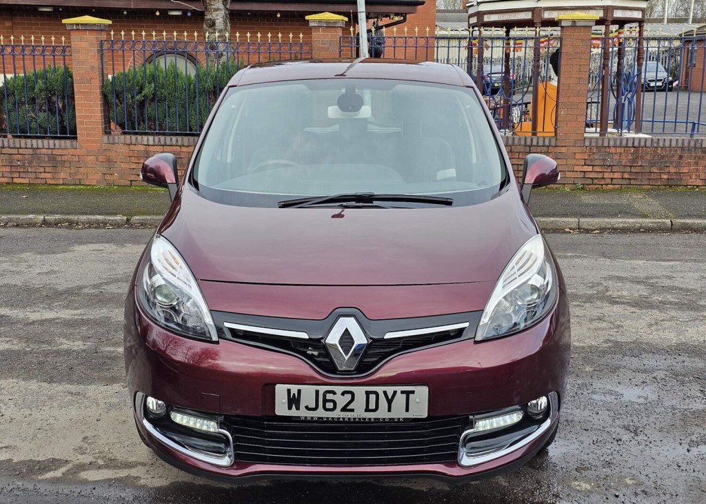 RENAULT SCENIC